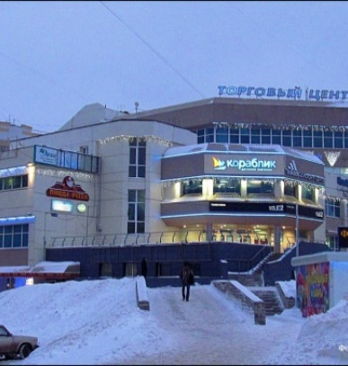 Торговый центр города Владимира "КрейсеR"